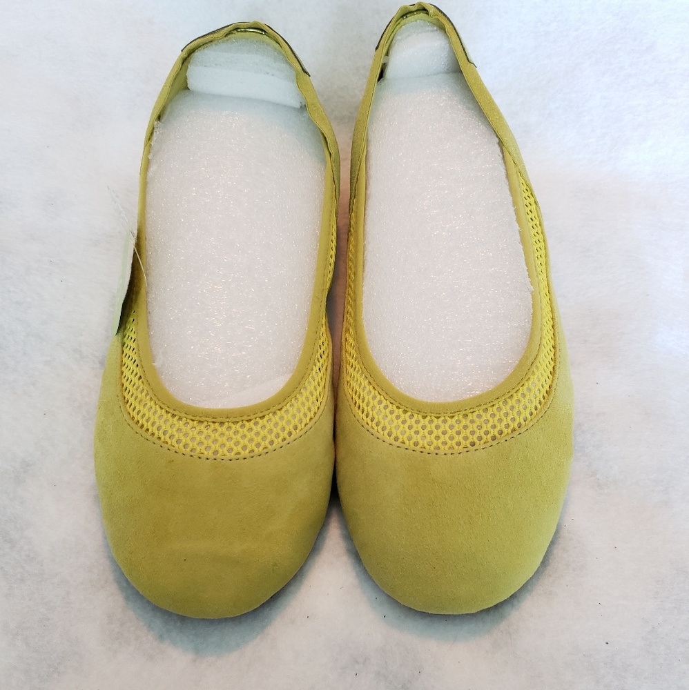 Easy Spirit Yughe Yellow Ballet Flats